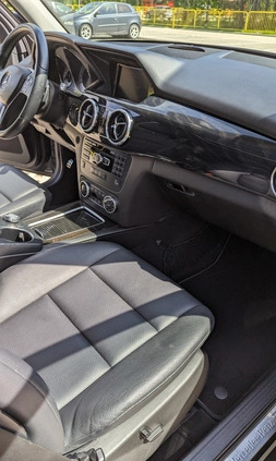 Mercedes-Benz GLK cena 77700 przebieg: 122120, rok produkcji 2013 z Krzywiń małe 301